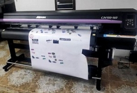 Принтер с функцией резки Mimaki CJV150-160 спешит на помощь Karla-Zharnama