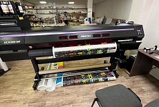 УФ-принтер Mimaki UCJV300-160 установлен в компании Clever Agency из г. Алматы