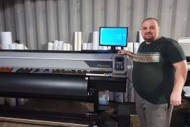 Mimaki UJV100 на службе рекламного агентства «Naruzhka» (г. Кокшетау)