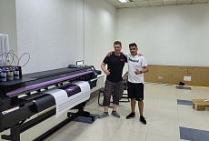 Запуск сольвентного принтера Mimaki CJV150-160 в компании Skif Media