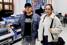 Принтер Mimaki UJF-3040 MkII празднует новоселье в компании Well Gifts (Алматы)